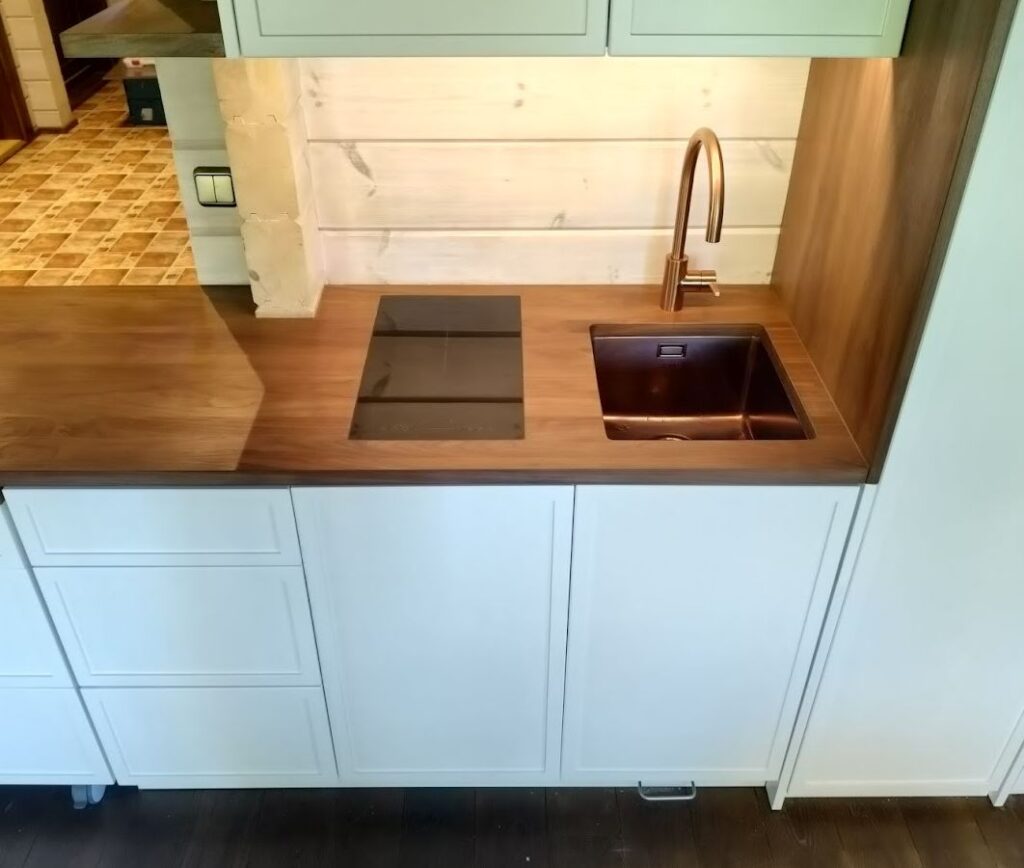 Smeg valamu, tasapind ameerika pähkel